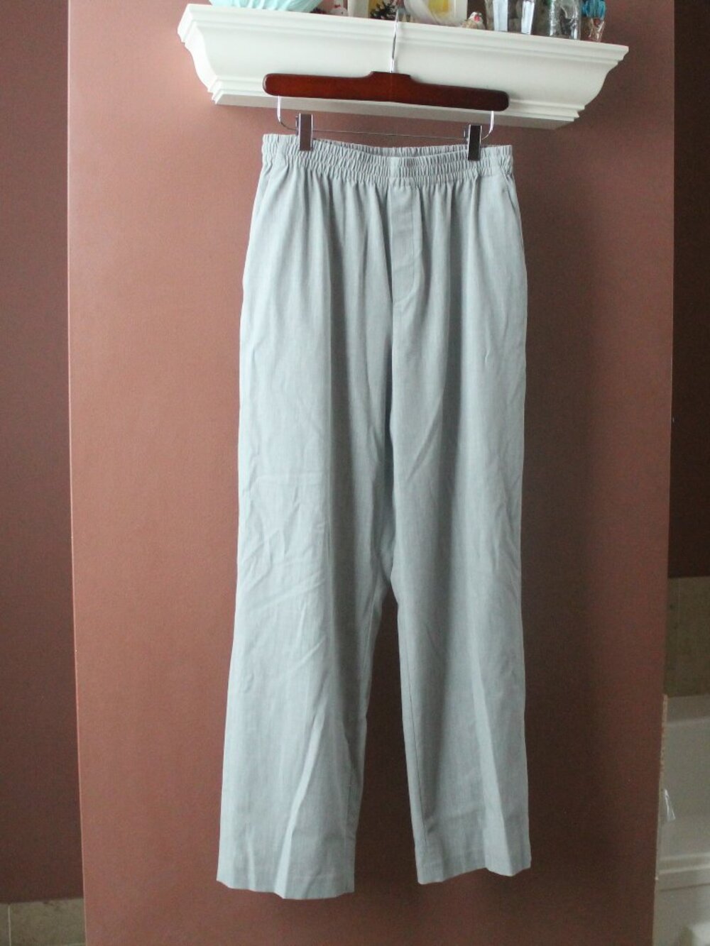 Uniqlo Women's Pants Gray Medium Elastic Waist Drawstring Front Pockets
